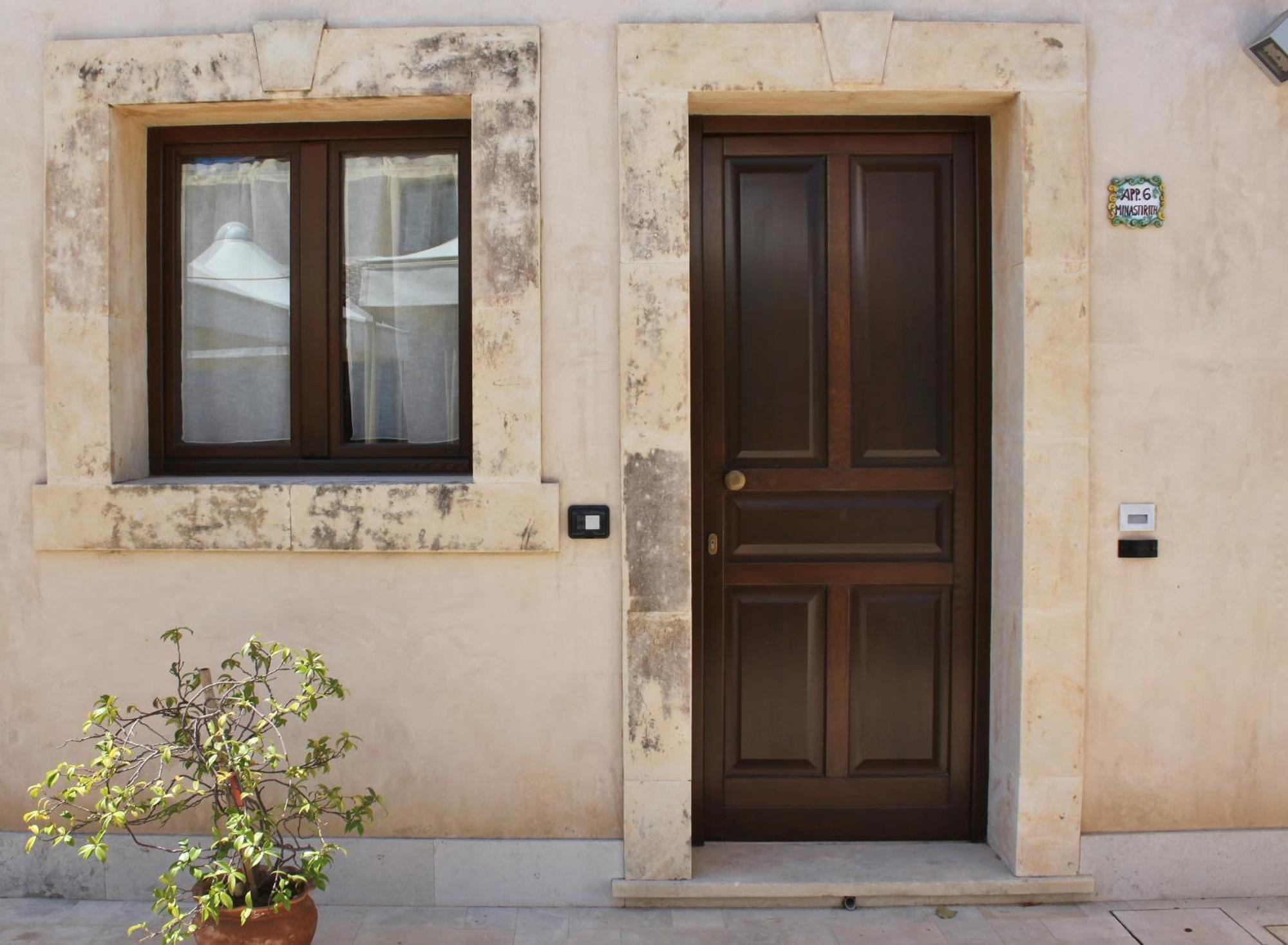 Case Vacanza Sant'Agostino Siracusa Syracuse Exterior photo